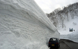 雪景色　雪道　道路 新潟県の道路